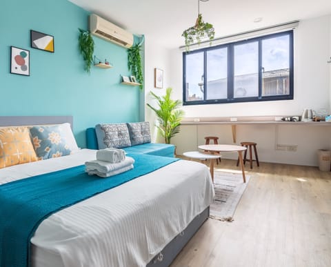 Standard Twin Room | Individually decorated, desk, soundproofing, free WiFi