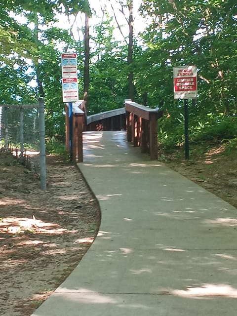 entrance stairs down to Hagar Beach