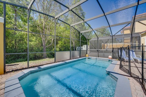 Kissimmee Vacation Rental | 4BR | 3BA | 1,900 Sq Ft | Stairs to Access