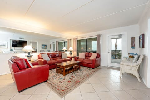 Your next beachcation destination on South Padre Island is at Saida Towers!