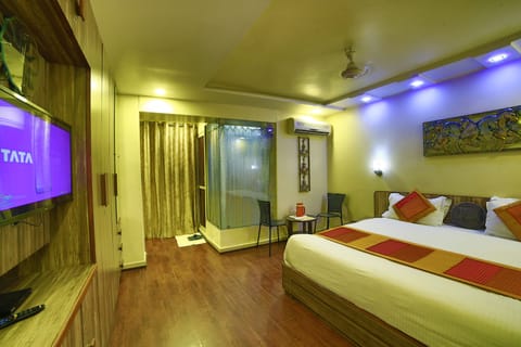 Non AC Super Deluxe Room 2nd Floor | Down comforters, bed sheets