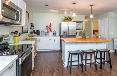 Additional seating at the island.