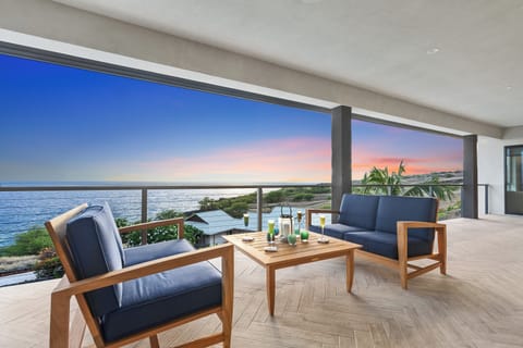 Kohala Sunsets and Whales Lanai