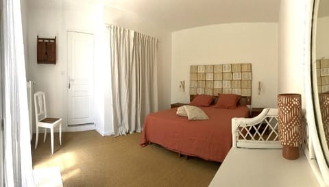 Comfort Suite, 1 King Bed