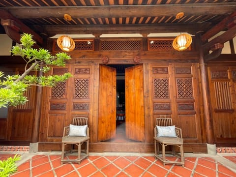 Reception hall
