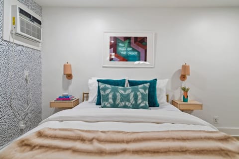 The queen bed is ridiculously comfortable...