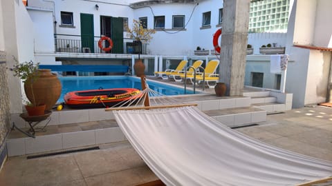 Seasonal outdoor pool, sun loungers
