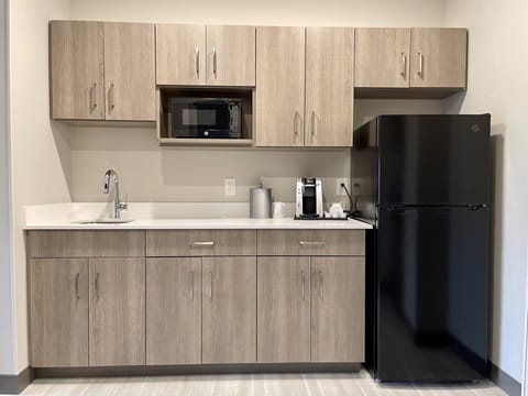 1 bedroom, in-room safe, desk, laptop workspace