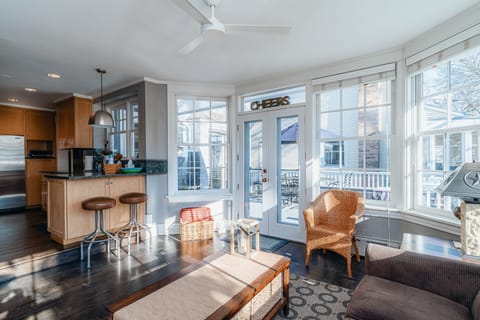 Eat in kitchen with bar stools