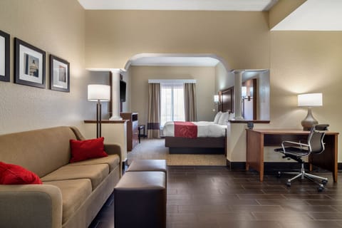 In-room safe, desk, laptop workspace, iron/ironing board