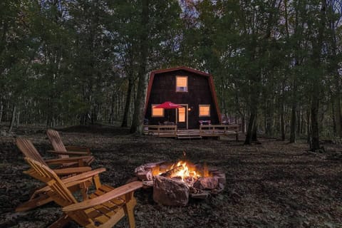 Robin's Nest at night - so cozy