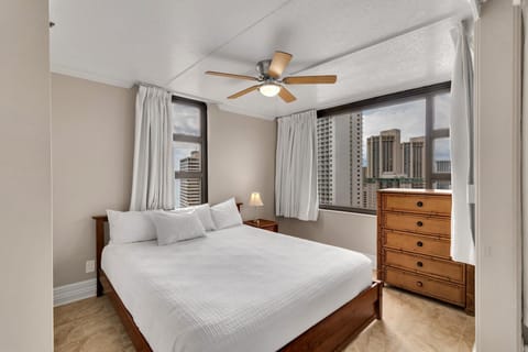 Ceiling Fan, Home Decor, Indoors, Bed, Furniture