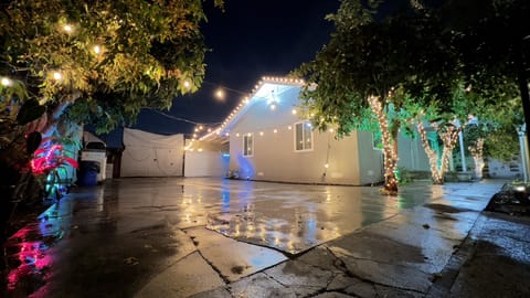 Holiday Night Lighting 2021