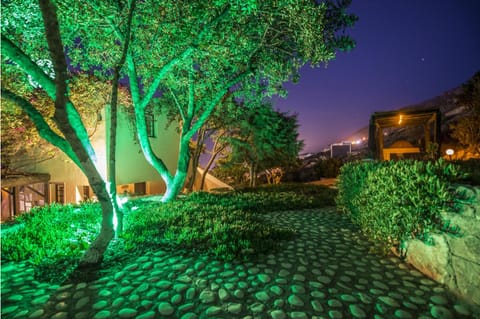 Apartment, 1 Bedroom, Smoking, Balcony | Garden