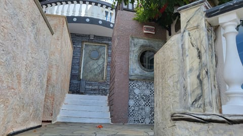 Studio, 1 Bedroom, Smoking, Balcony | Exterior