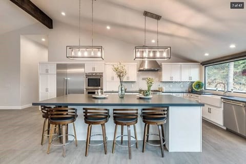 833feda2-da9f-4d45-a6f9-edb8b64216f0