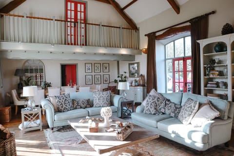 Living room at Ysgubor Degwm (Seadog and Stone)