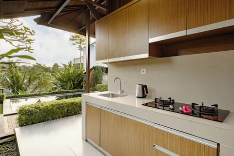 One Bedroom Wooden Pool Villa with Valley View | Private kitchen | Fridge, coffee/tea maker, electric kettle