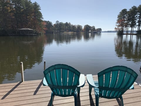 The dock offers a perfect spot to enjoy the lake.