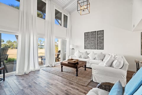 11-web-or-mls-22400-front-beach-rd-69