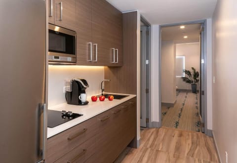 Room (NEW PROPERTY Location, location, loca) | Exterior