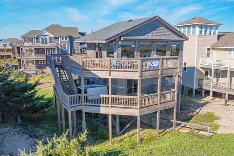Surf or Sound Realty - 930 - I Left my heart in Avon - Exterior -7
