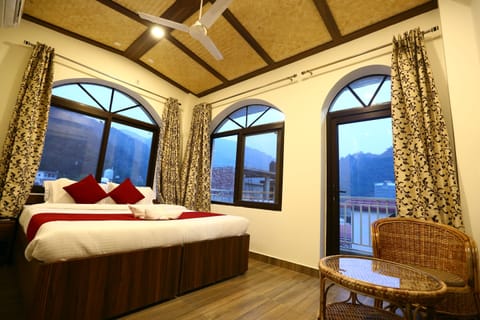 Superior Room | Free WiFi, bed sheets