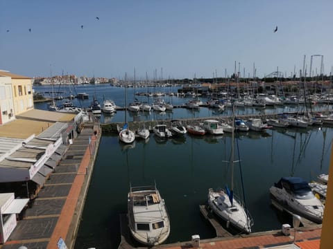 Marina