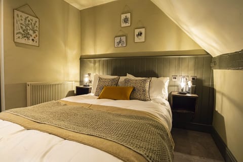 Standard Double Room, Ensuite (Room 1)