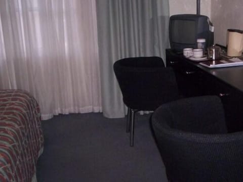 Twin Room, Private Bathroom | 1 bedroom