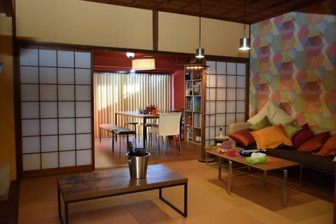 Private Vacation Home for 4 Pax | Living area | 32-inch flat-screen TV with cable channels, TV