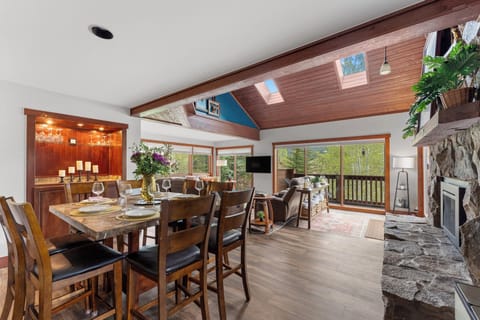 House (3 Bedrooms) | Property amenity