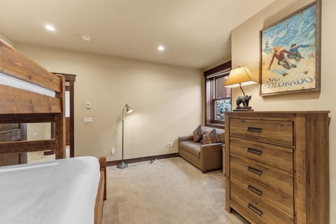 Studio (3 Bedrooms) | Property amenity