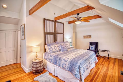 Master Suite 2nd Story