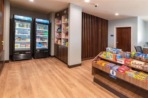 Snack bar