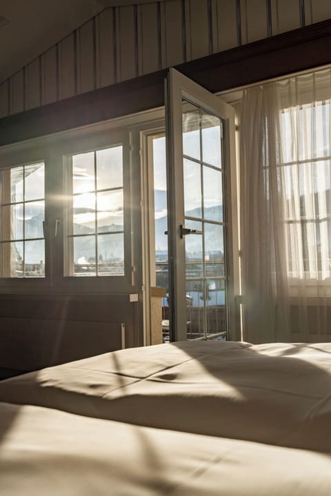 Panoramic Double Room | Hypo-allergenic bedding, in-room safe, desk, blackout drapes