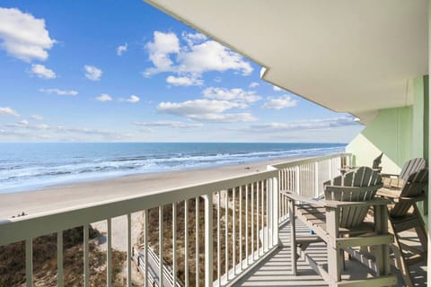 Excellent Balcony Views