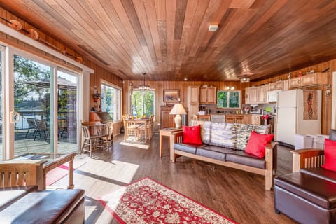 Seating arrangement in the living area takes advantage of the great view!