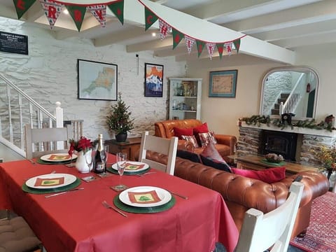 Christmas at Primrose Cottage!