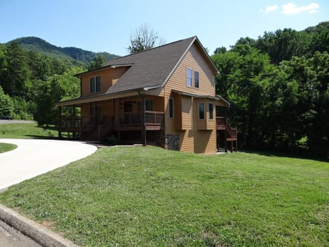 Newly built & thoughtfully designed by owners as a perfect home away from home 