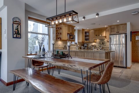 Dining Table & Kitchen
