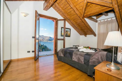 Family Apartment, 2 Bedrooms, 2 Bathrooms, Mountainside (Blevio Panoramica) | 2 bedrooms, WiFi, bed sheets