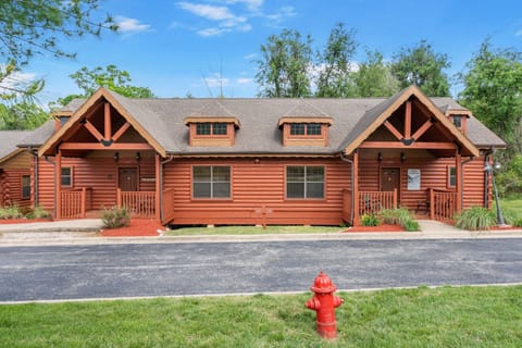 Cedar Log Cabin Exterior