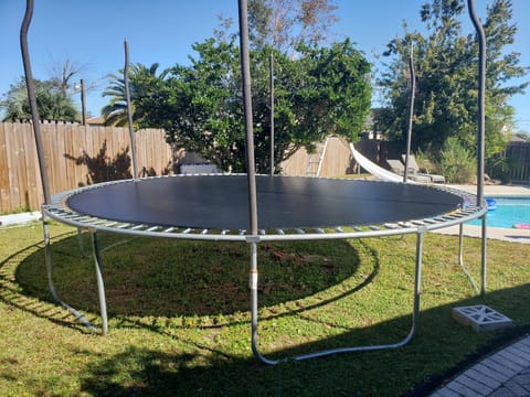 Trampoline