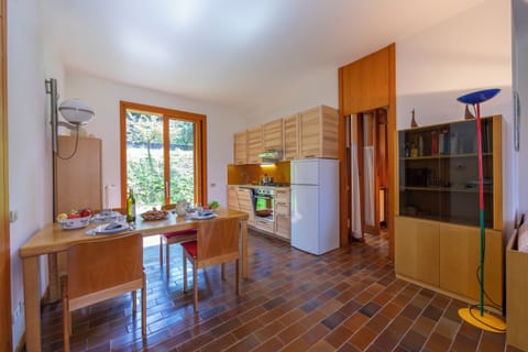 Kitchen and dining area