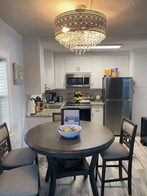 Open kitchen/dining area