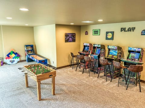 The entertainment dream! 4 Arcade Games - NBA Jam, Ms. Pacman, Street Fighter, and Teenage Mutant Ninja Turtles as well as foosball, skee ball, and Tetris Tumble.