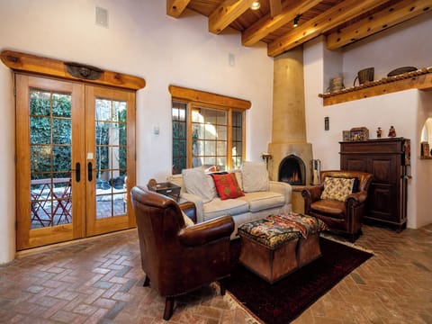 House (2 Bedrooms) | Front of property