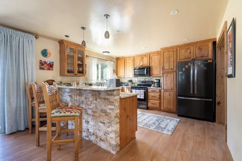 House (3 Bedrooms) | Property amenity