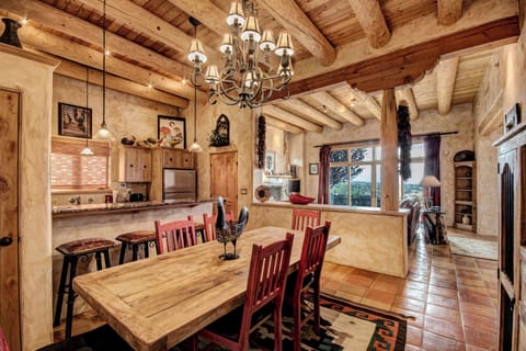 House (2 Bedrooms) | Property amenity